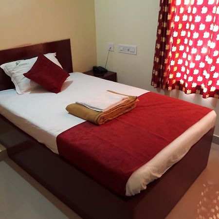 Hotel Ganga Residency Kuzhittura Экстерьер фото