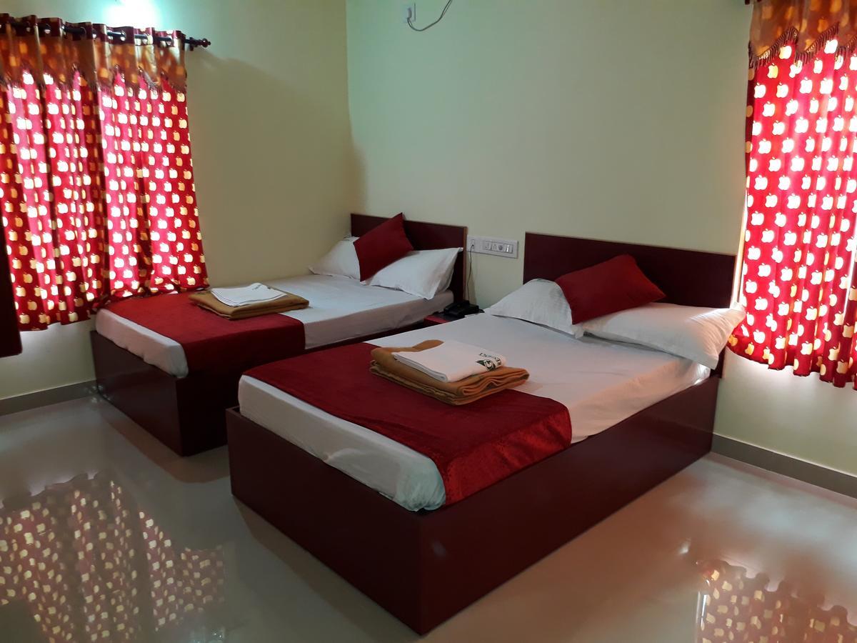 Hotel Ganga Residency Kuzhittura Экстерьер фото
