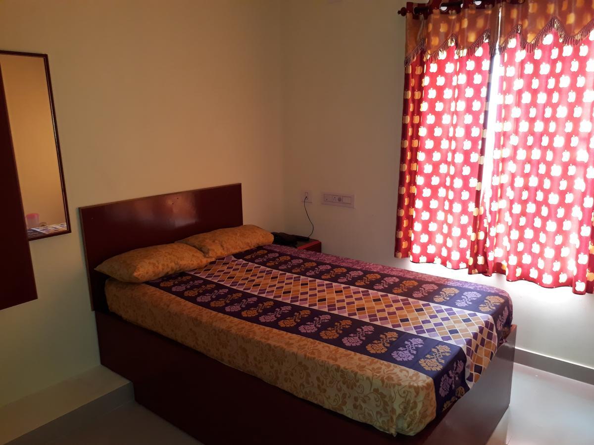 Hotel Ganga Residency Kuzhittura Экстерьер фото